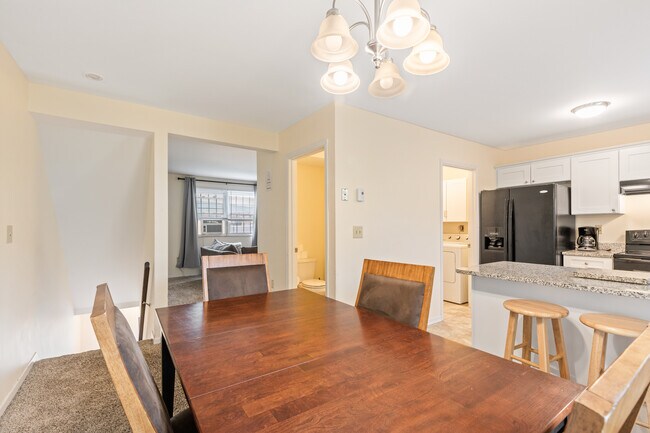 Building Photo - 276 Broad St