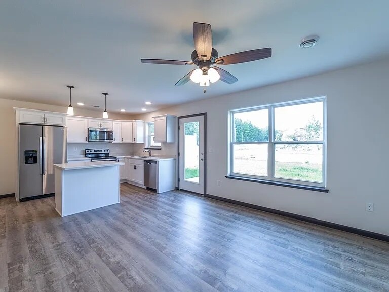 Building Photo - 3308 Green Pastures Ln