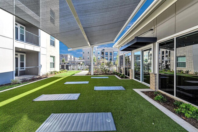 Building Photo - 3830 Farm to Market 2920