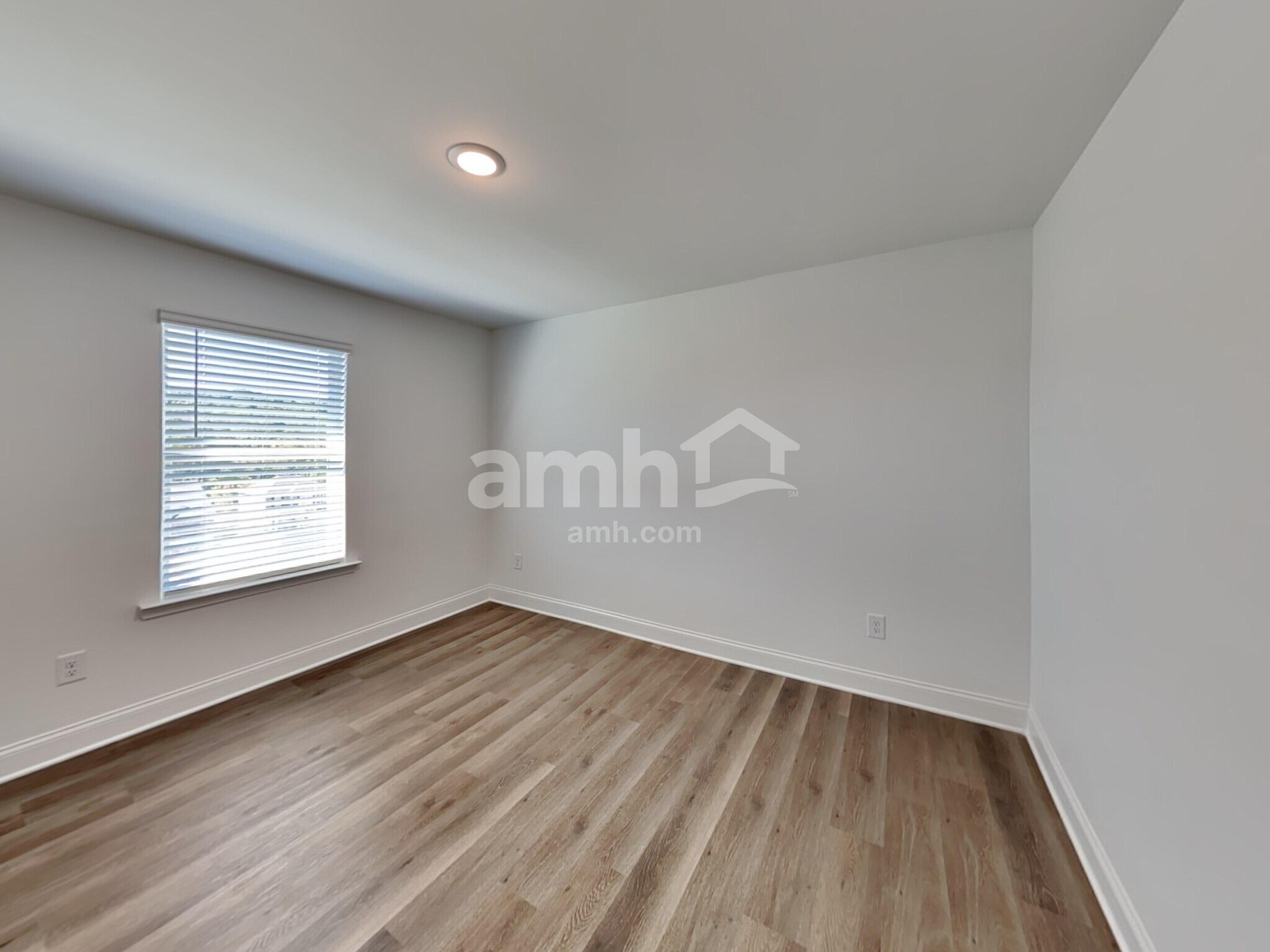 Building Photo - 1305 Soapstone Rd