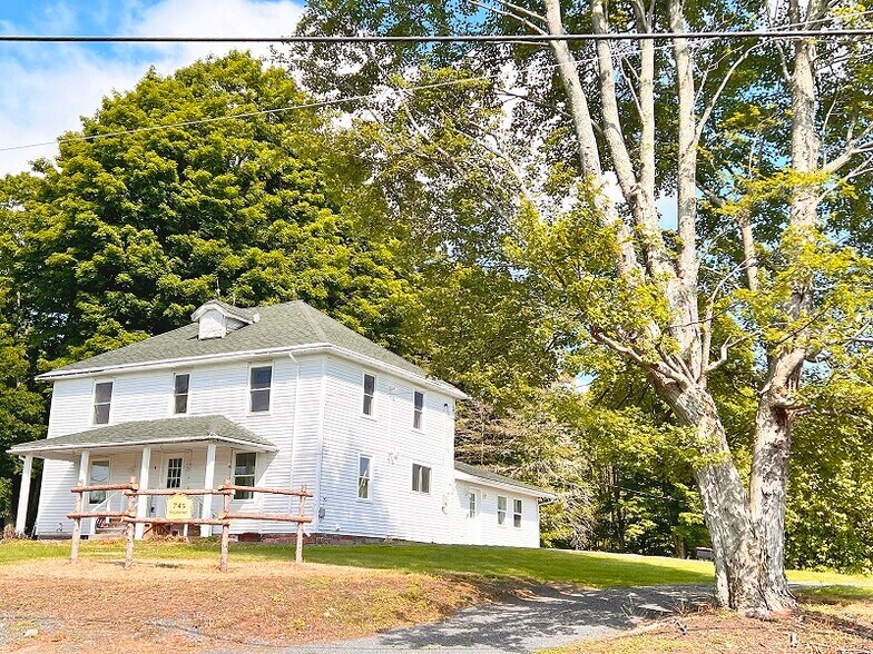 Building Photo - 745 Bagdad Rd