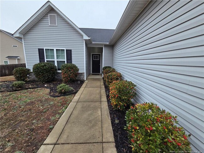 Building Photo - 2044 Stonewash Dr