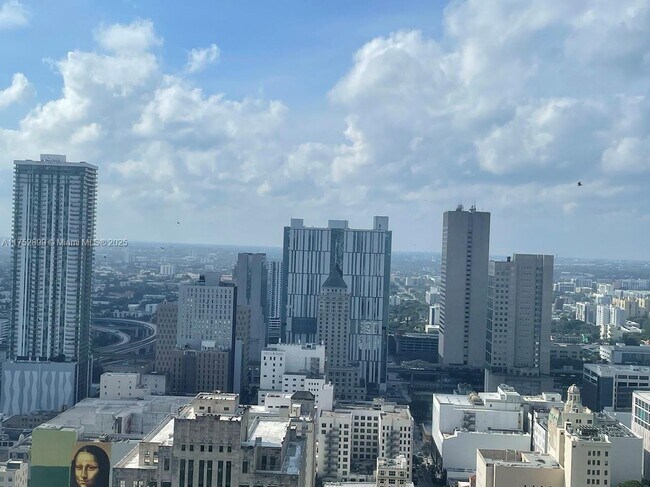 Building Photo - 50 Biscayne Blvd