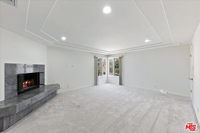 Building Photo - 18244 Coastline Dr