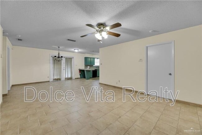 Building Photo - 1001 N 15th St