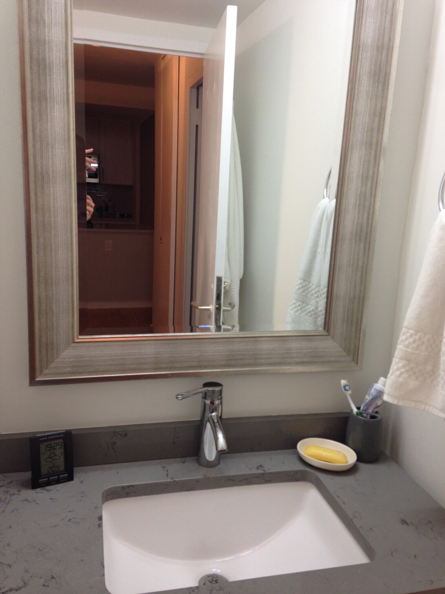 Building Photo - 604 S Washington Sq