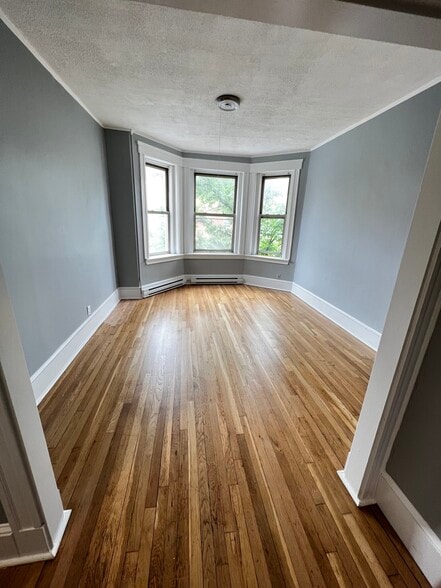 Building Photo - 883 Huntington Ave