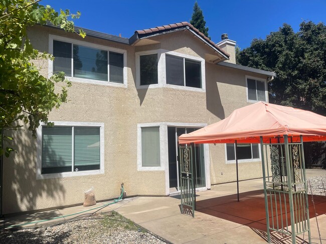 Building Photo - 959 Sterling Cir