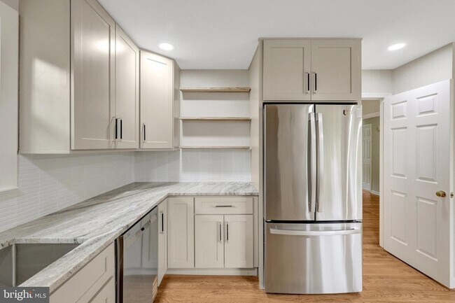 Building Photo - 2219 Cedar Mill Ct