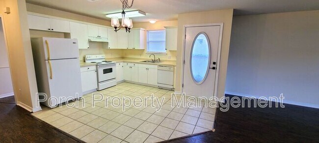 Building Photo - 2041 Marquesas Ln