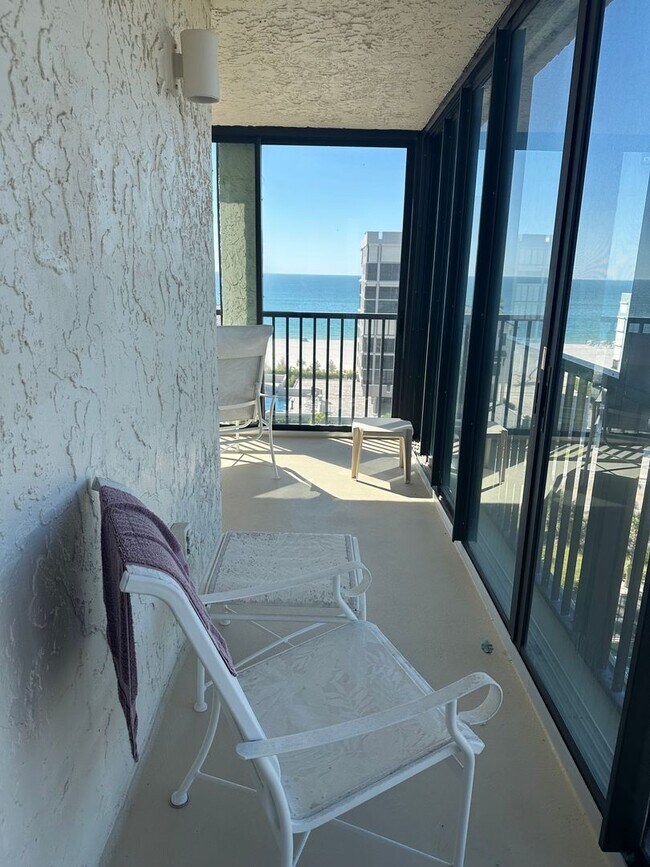 Building Photo - Check out this view from the 7th floor overlooking the gulf of America!!! SEASONAL/OFF-SEASONAL O...