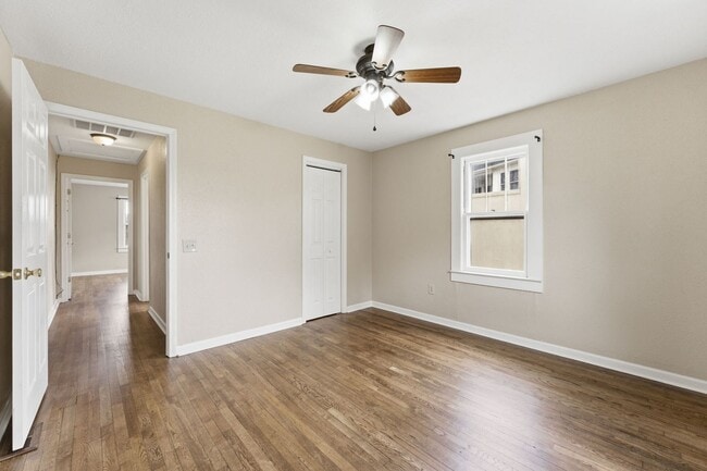 Building Photo - $1,900 - 3 Bedroom 3 Bathroom Unfurnished Home Just Outside Franklin