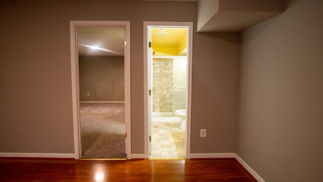 Building Photo - 4302 Stablemere Ct