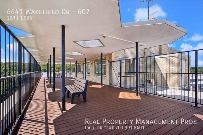 Building Photo - 6641 Wakefield Dr