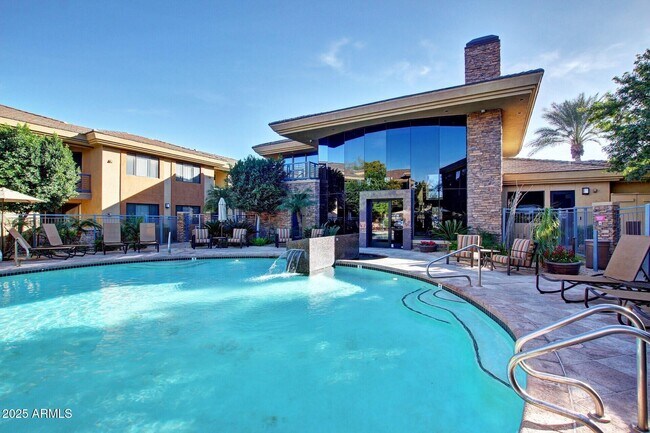 Building Photo - 6900 E Princess Dr