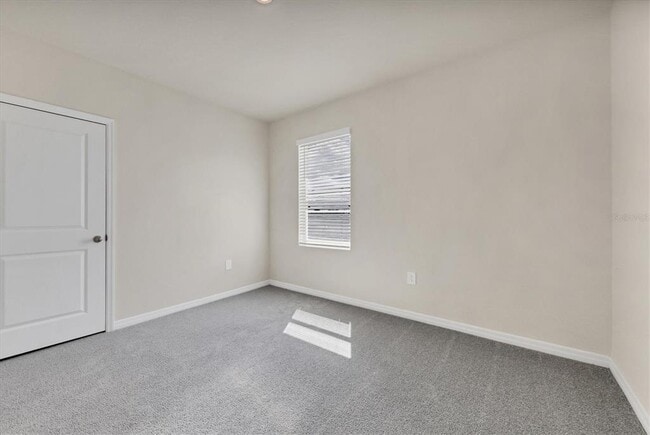 Building Photo - 3279 Hilltop Cir