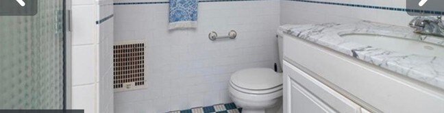 Building Photo - 2601 Castle Heights Pl