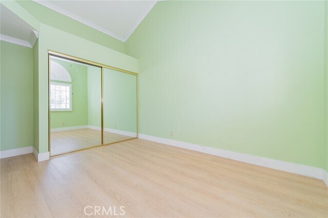 Building Photo - 58 Agostino