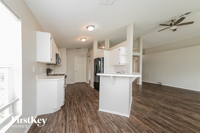 Building Photo - 40 St Kitts Cir