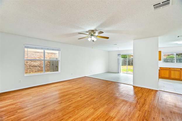 Building Photo - 2149 Franks St