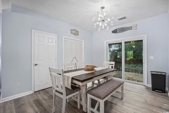 Building Photo - 9580 Maison Ct