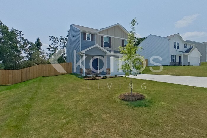 Building Photo - 140 George Oxford Dr