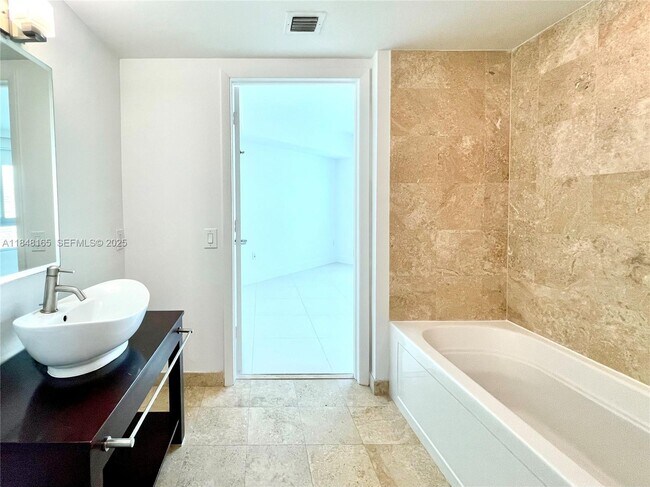 Building Photo - 350 S Miami Ave