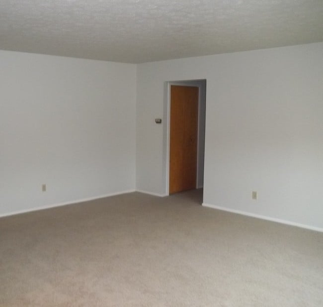 Colony House Apartments 14201424 Richmond Rd Lyndhurst OH 44124