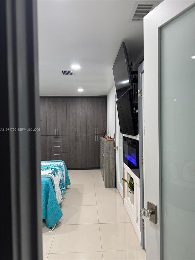 Building Photo - 19558 NW 50th Ct