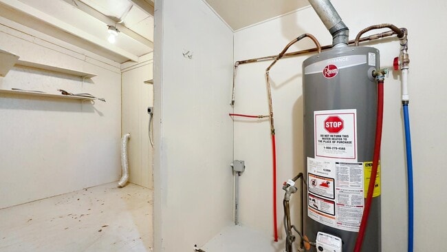 Building Photo - 712 US-190