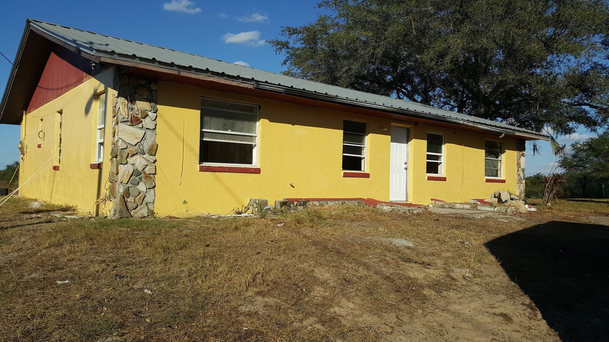 Building Photo - 204 Orange St