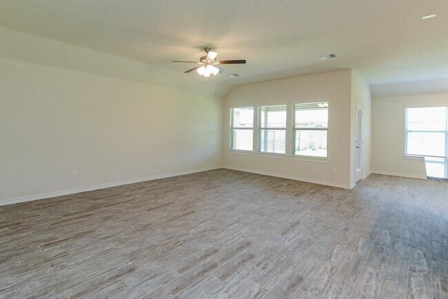 Building Photo - 9731 Birdsnest Ct