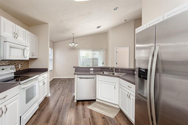 Building Photo - 4938 NW 20th Dr