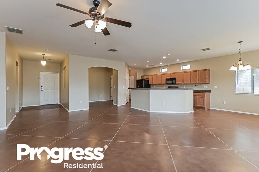 Building Photo - 7450 W Balcony Bay Dr