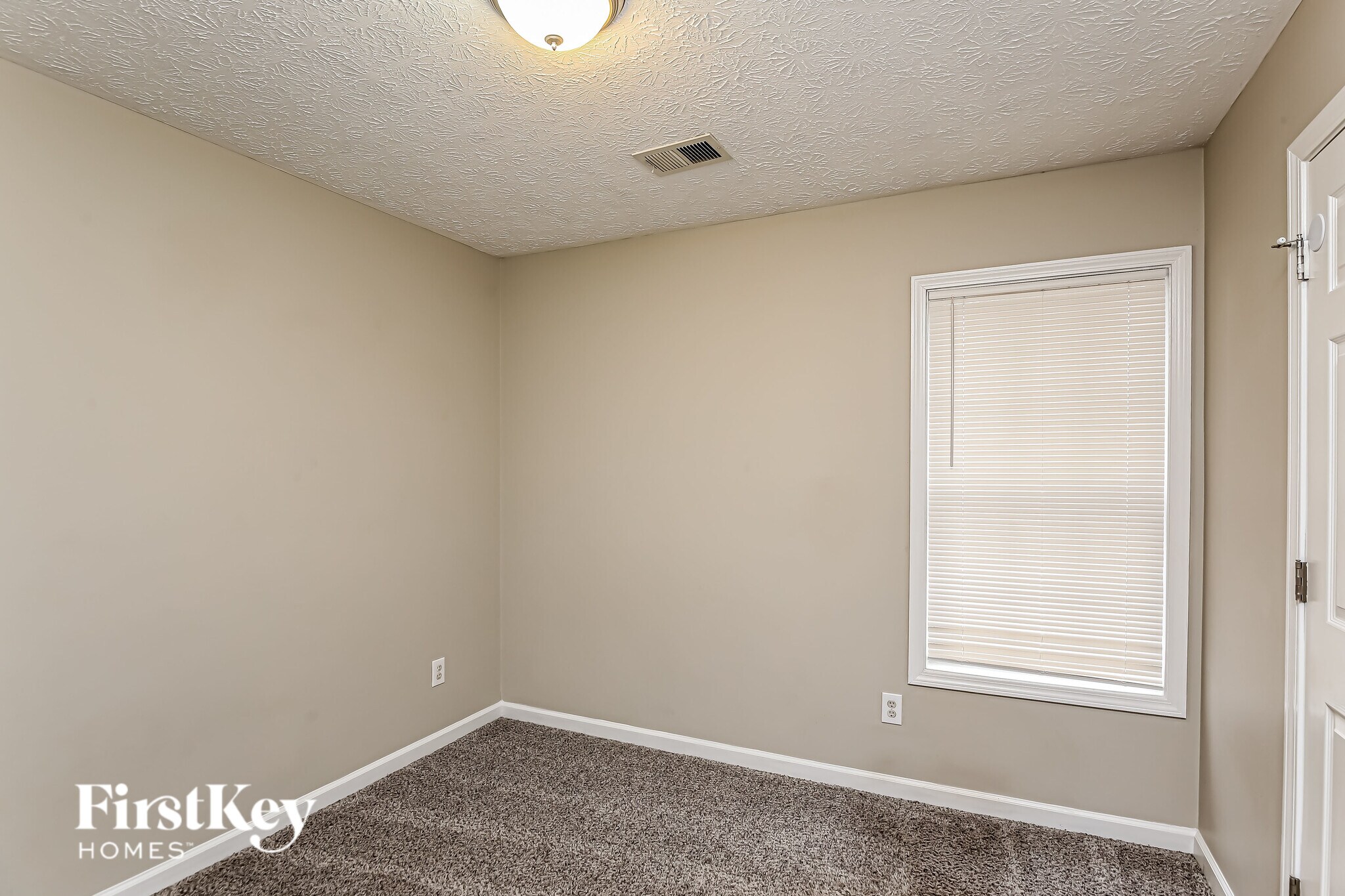 Building Photo - 5508 Rose Ridge Ct