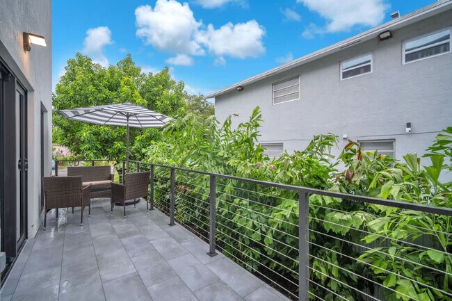 Building Photo - 2951 NW 13th St