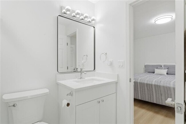 Building Photo - 904 Wentworth Ct