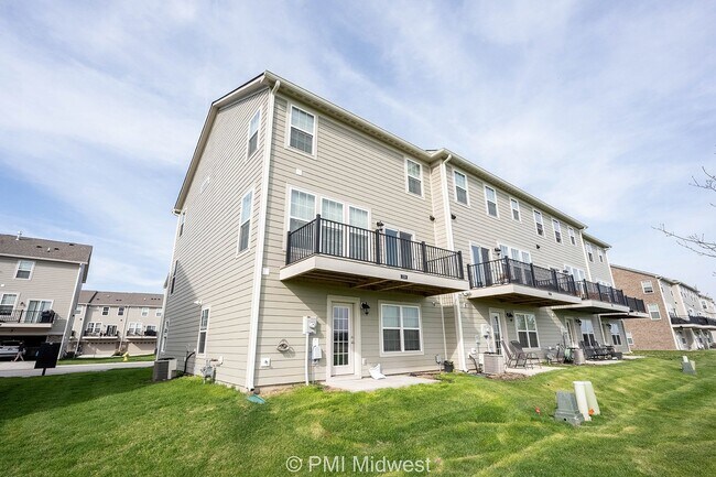 Building Photo - 7278 Zanesville Rd