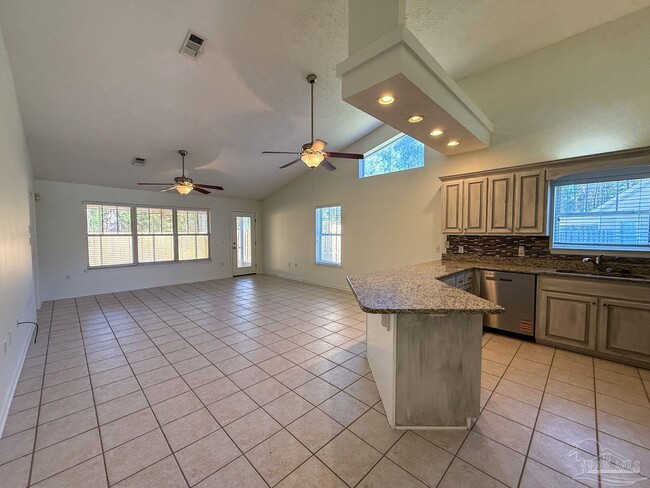 Building Photo - 1341 Tiger Lake Dr