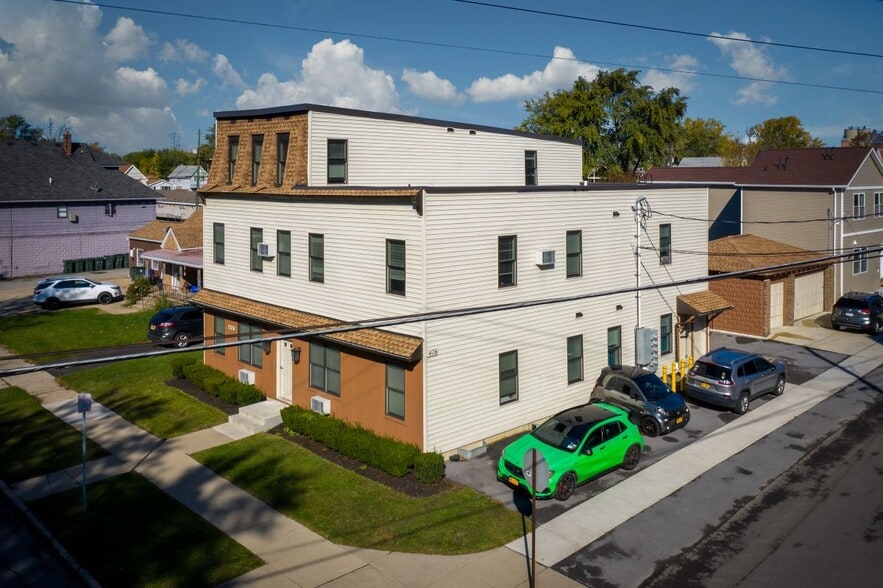 Building Photo - 476 Terrace Blvd