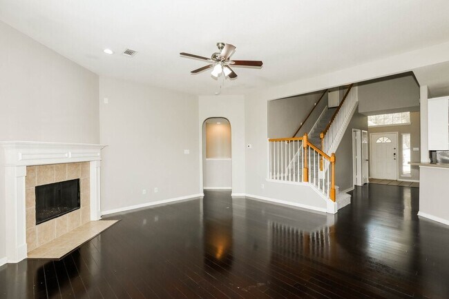 Building Photo - 1103 Redwood Meadow Ln