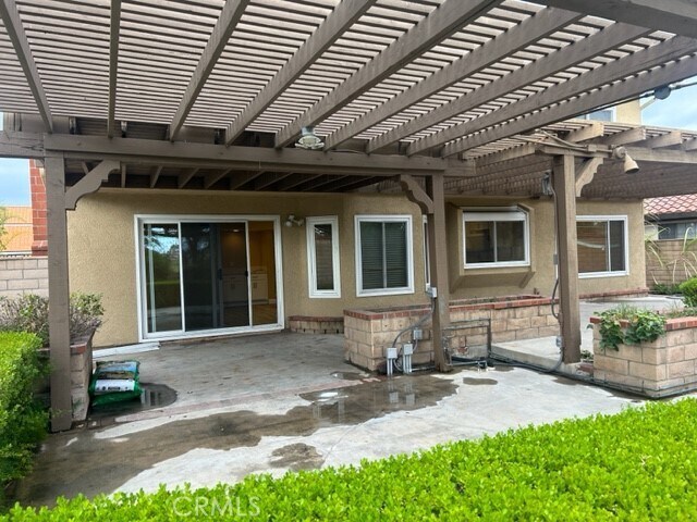 Building Photo - 19450 Empty Saddle Rd