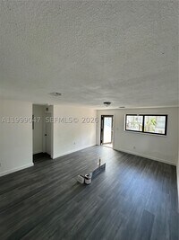 Building Photo - 3689 William 3689
