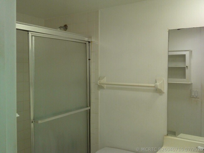 Building Photo - 9420 Poinciana Pl