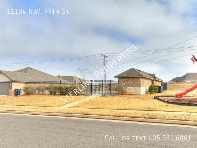 Building Photo - 11104 NW 99th St