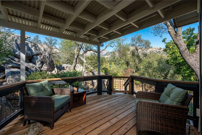 Building Photo - 43620 Washburn Dr