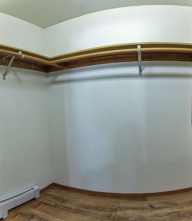 Building Photo - 2559 Janece Dr