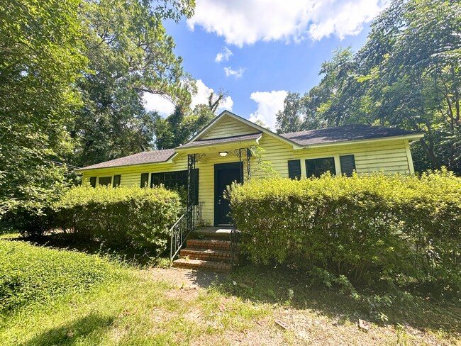 Building Photo - 4823 Auburn Dr N