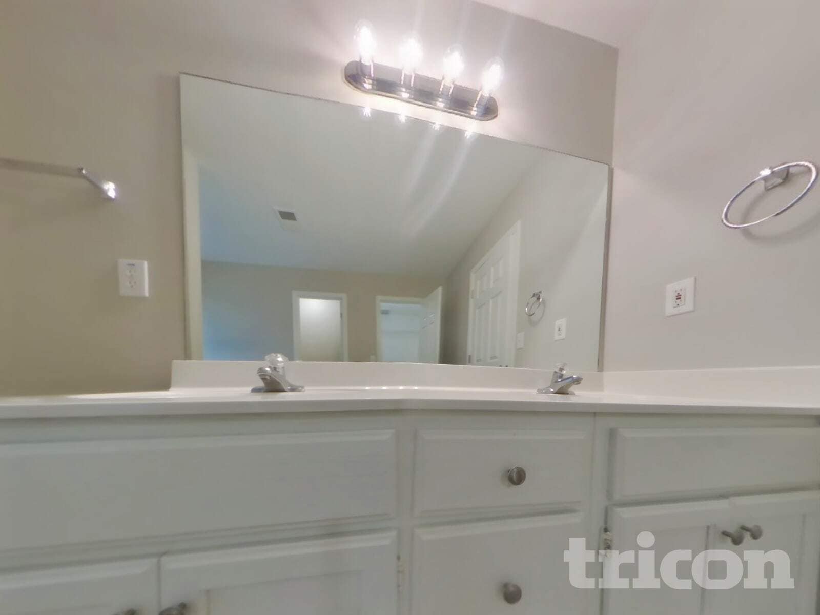 Building Photo - 504 Hillcrest Cross Rd