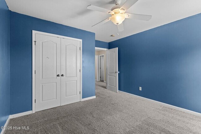 Building Photo - 4 Bedroom Home In Carolina Plantation!